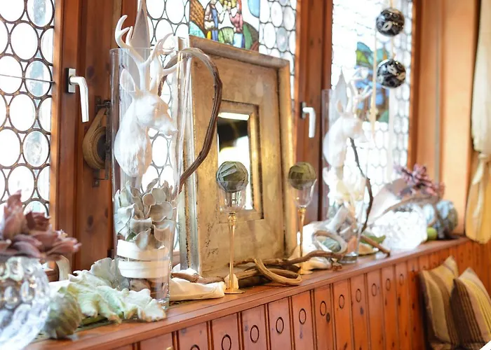 Hotel Land-gut Zum Loewen Garni
