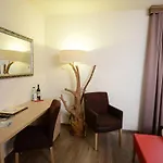 فندق Land-gut Zum Loewen Garni 3*