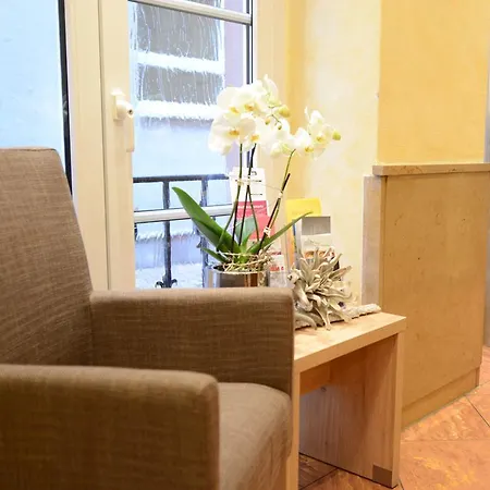 Land-Gut Hotel Zum Loewen Garni Hotel
